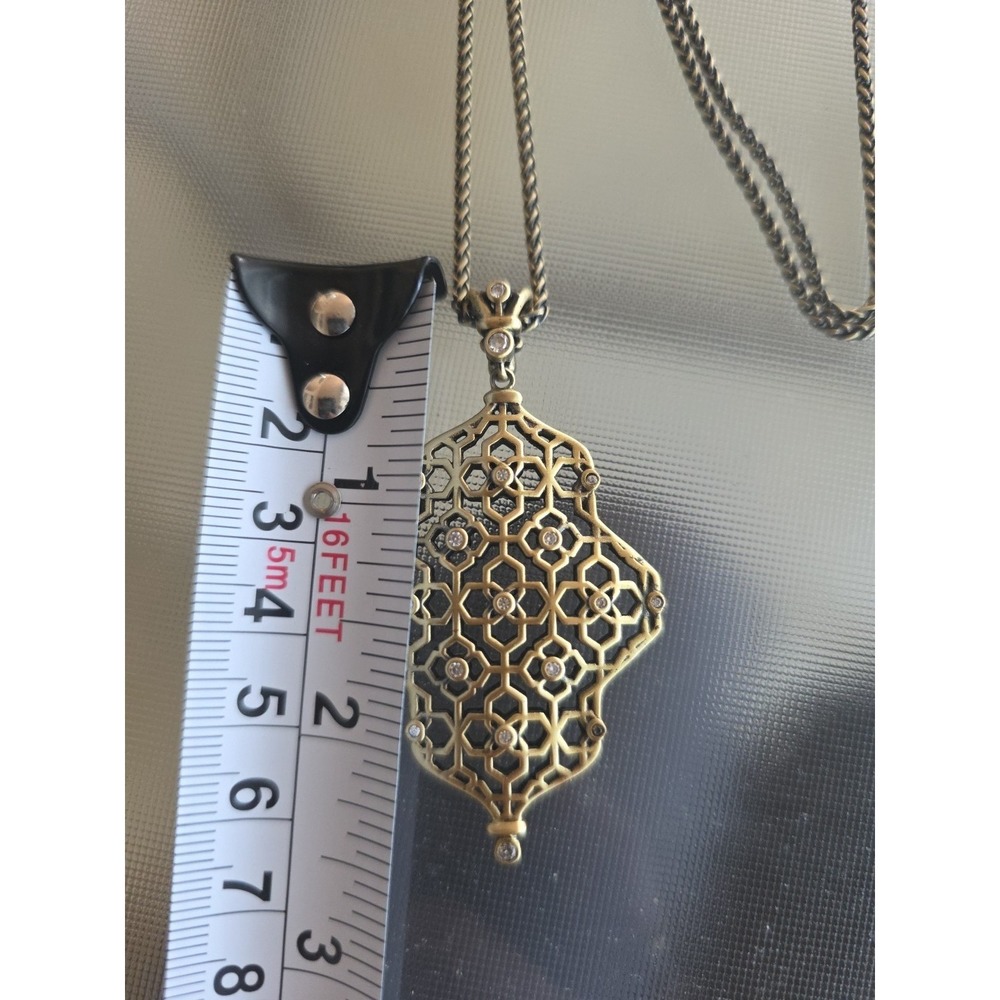 Kendra Scott Filigree Necklace with Adjustable Sliding Clasp Golden Tone - Picture 3 of 5
